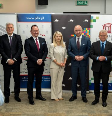  KONFERENCJA NAUKA – BIZNES – SAMORZĄD: Razem budujemy przyszłość Podlaskiego! 